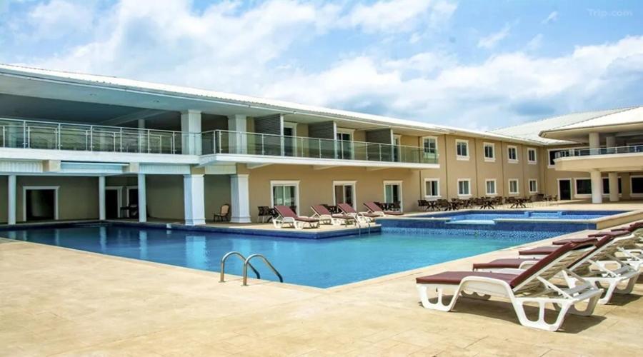 Royal Ambassador Hotel Harbel Exterior foto
